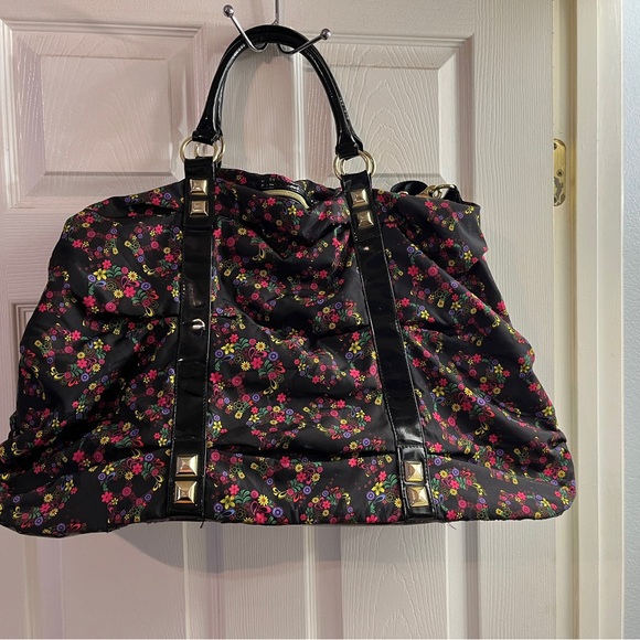 Betsey Johnson HUGE duffle Weekender handbag ditsy floral skull studded RARE HTF - Picture 12 of 15